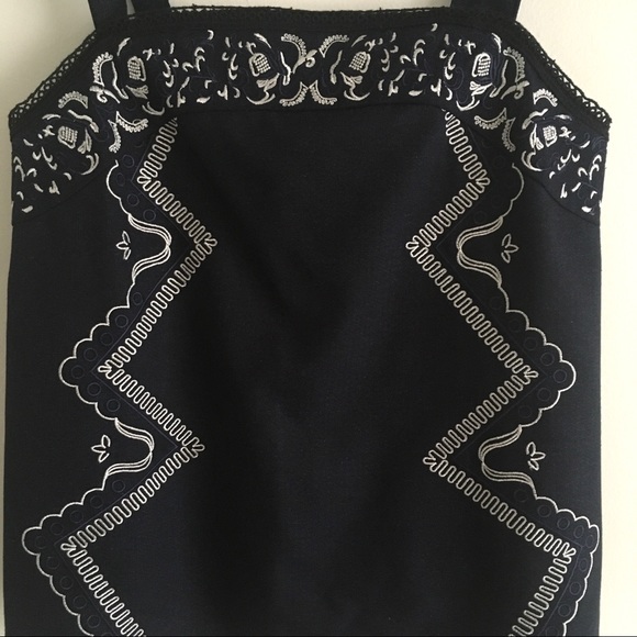 Gianni Bini Embroidered Boxy Tank - Picture 2 of 15